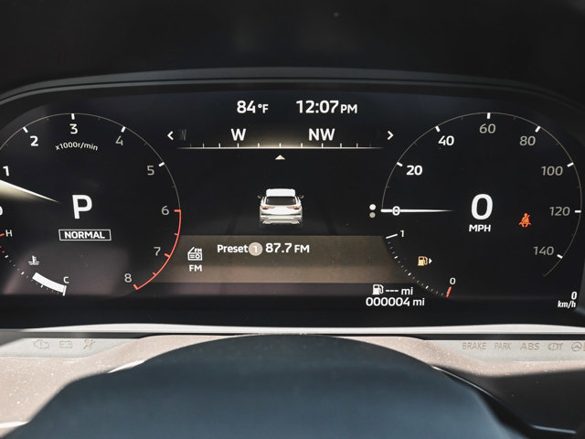 New 2025 Mitsubishi Outlander SE image 16