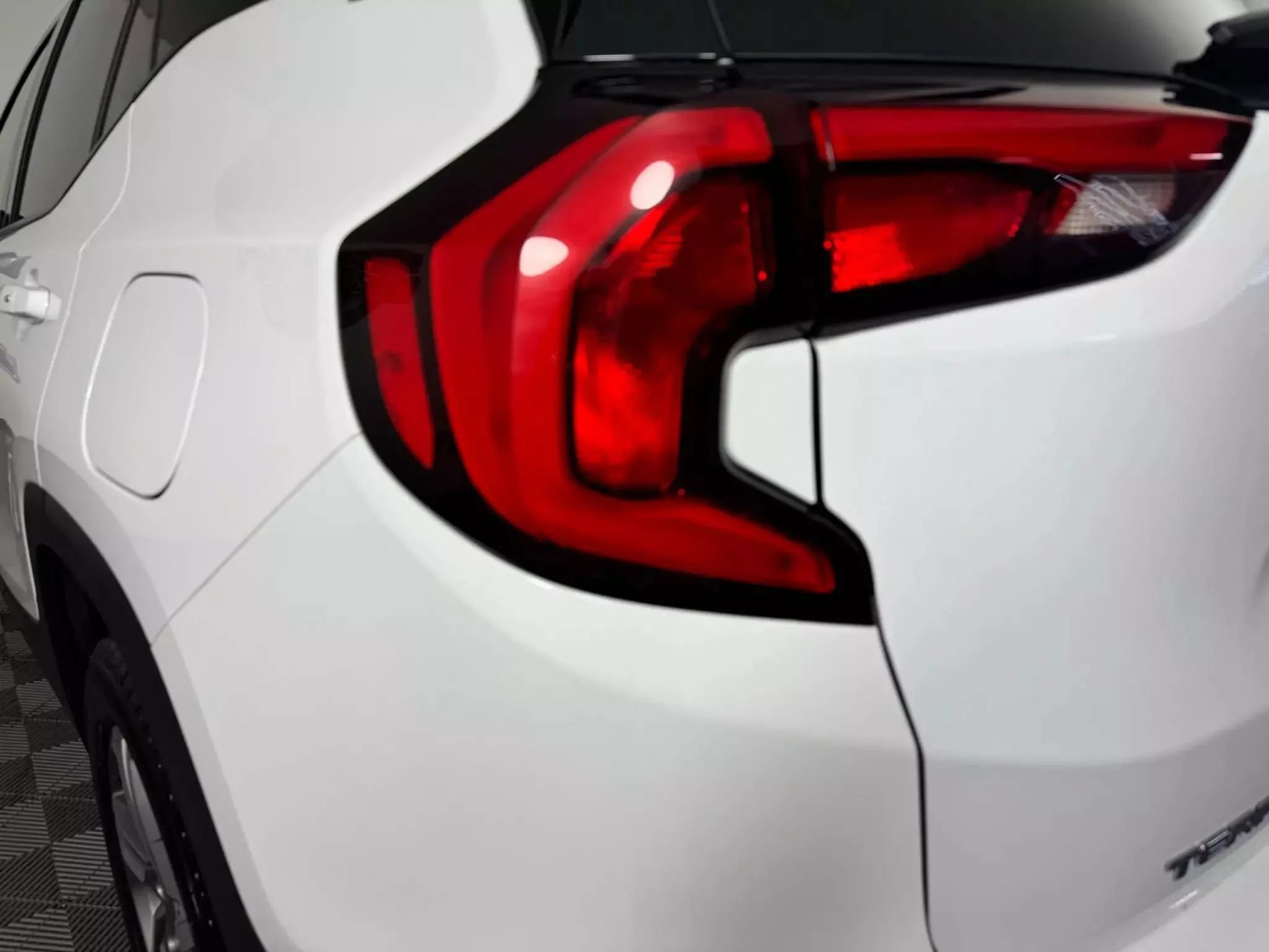 Used 2020 GMC Terrain SLT w/ Preferred Package AWD/4WD image 30
