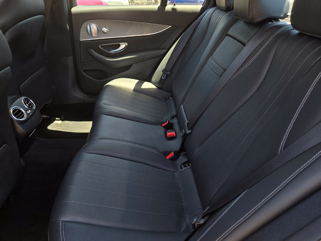 Used 2021 Mercedes-Benz E 350 Sedan image 15
