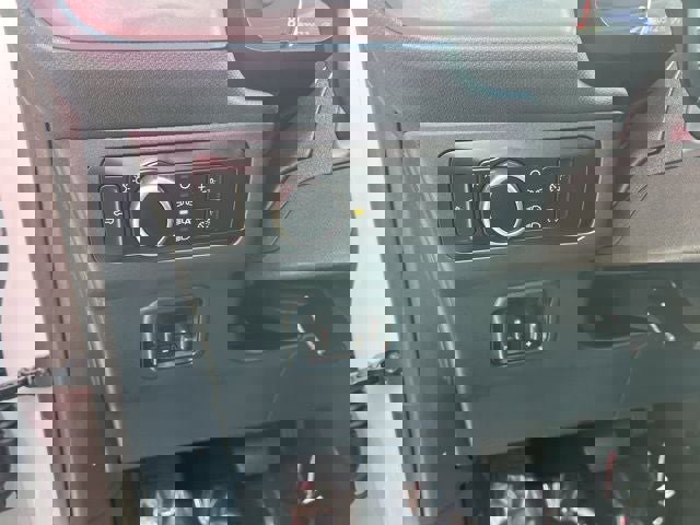 Certified 2024 Ford Maverick Lariat w/ Black Appearance Package image 41