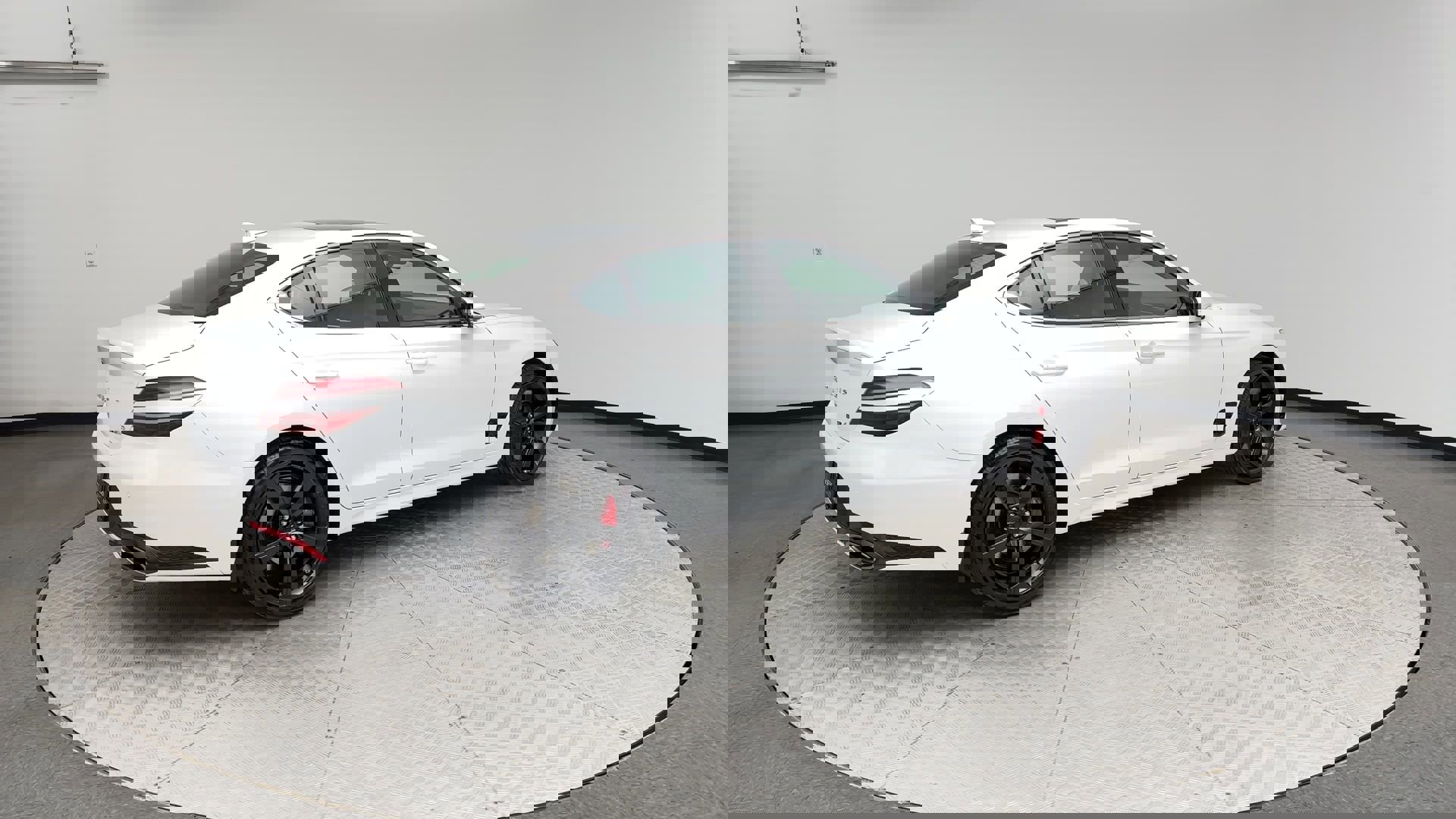 Certified 2026 Genesis G70 3.3T Sport Prestige image 2