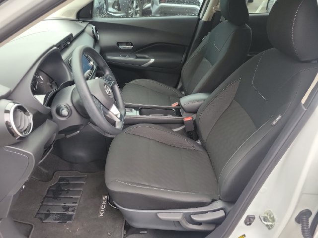 Certified 2024 Nissan Kicks SV FWD image 19