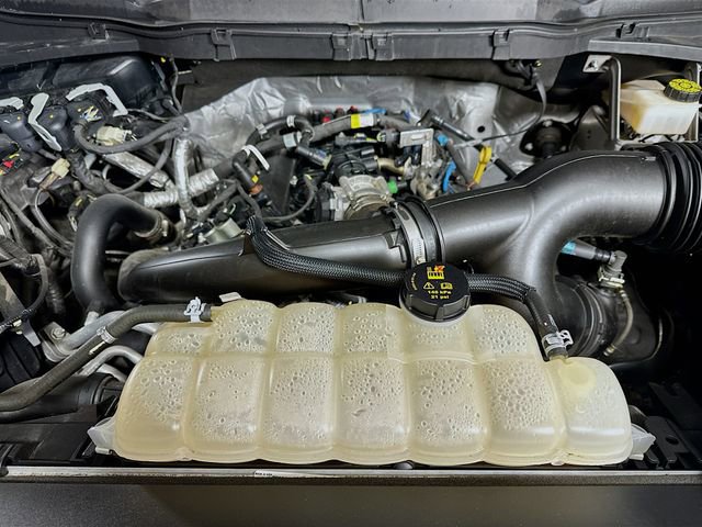 Used 2021 Ford F150 Lariat image 31