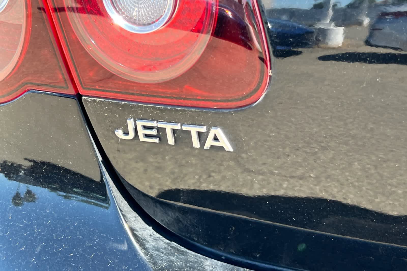 Used 2010 Volkswagen Jetta Limited Edition w/ California Edition Pkg image 21