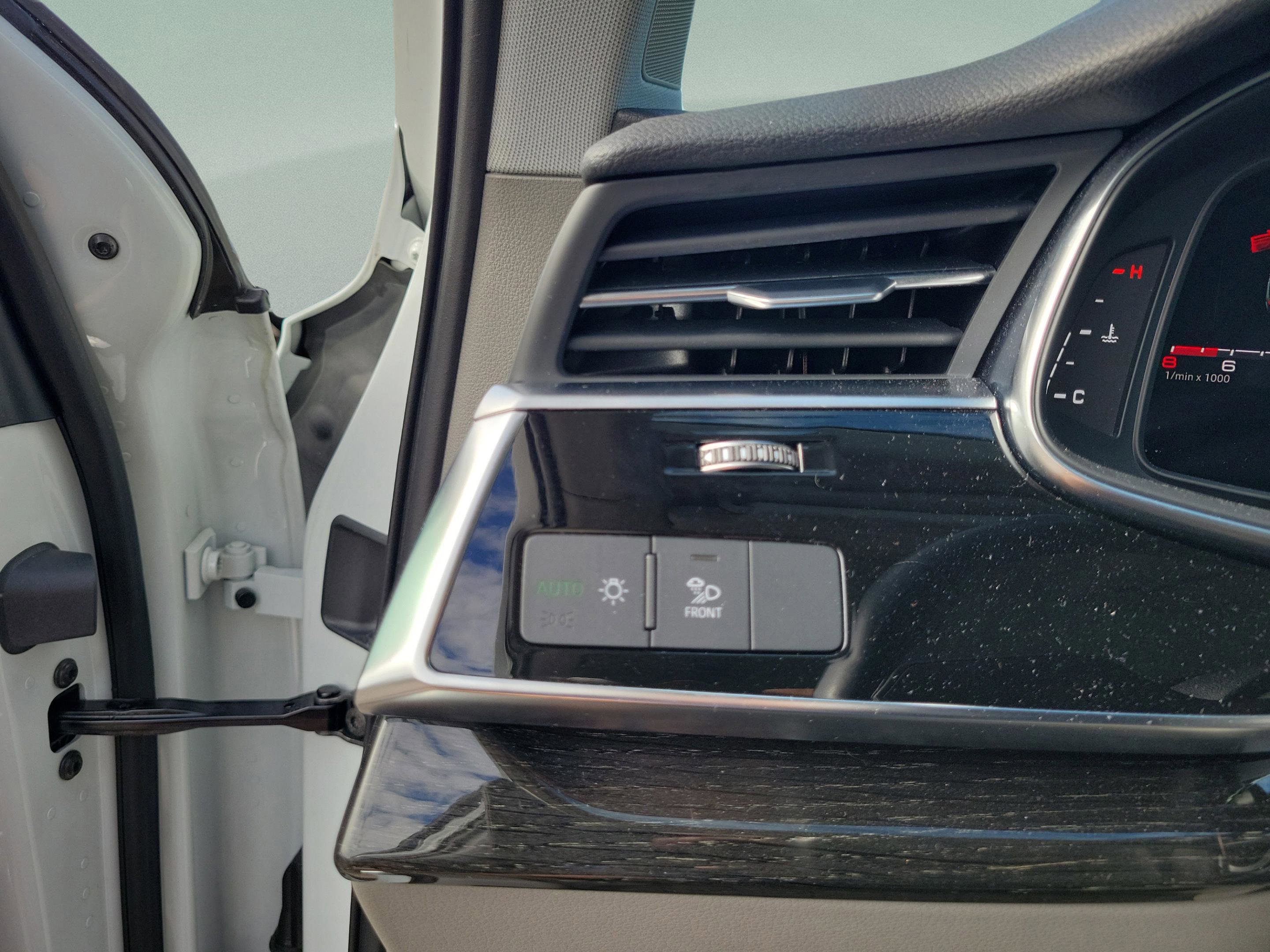 Used 2021 Audi Q7 3.0T Premium Plus w/ Premium Plus Package image 23