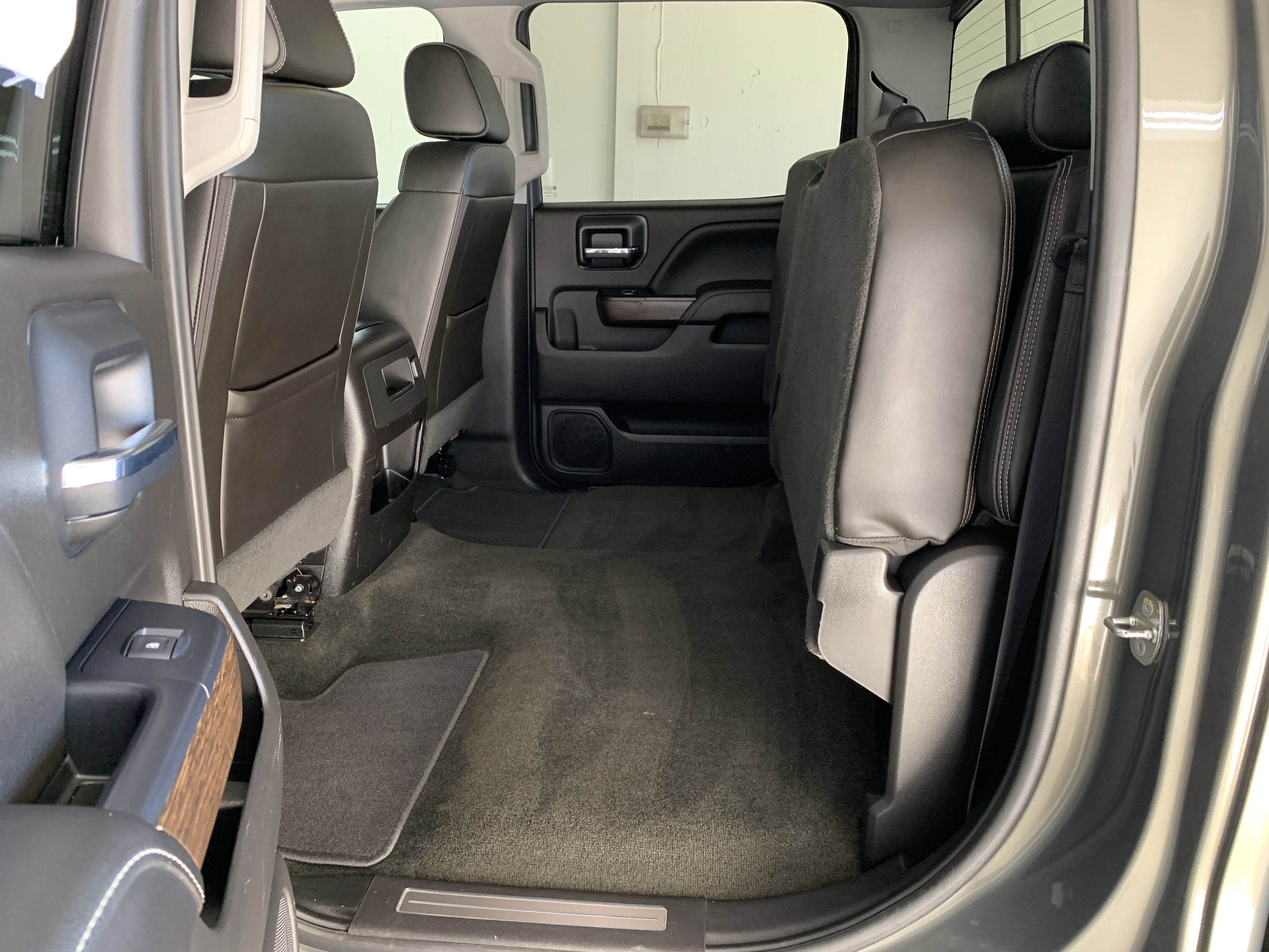 Used 2018 GMC Sierra 2500 Denali w/ Duramax Plus Package image 47