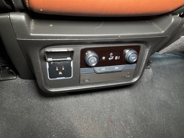 Used 2025 Chevrolet Tahoe LS image 44