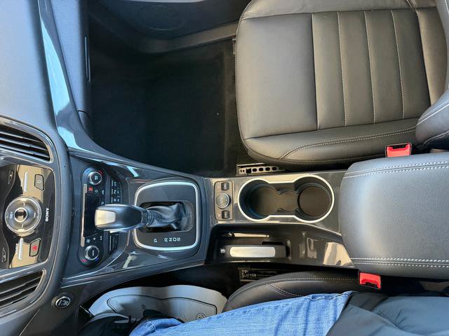 Used 2014 Ford Escape Titanium w/ Equipment Group 401A AWD/4WD image 17