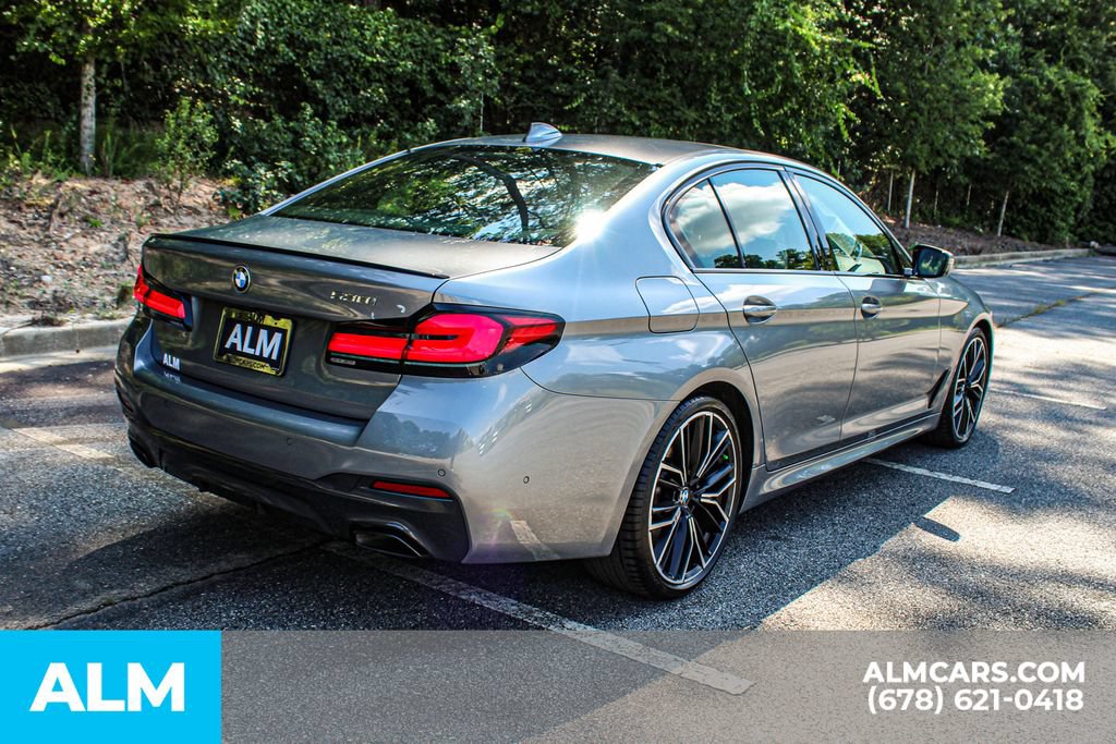 Used 2023 BMW 530i w/ M Sport Package RWD image 5