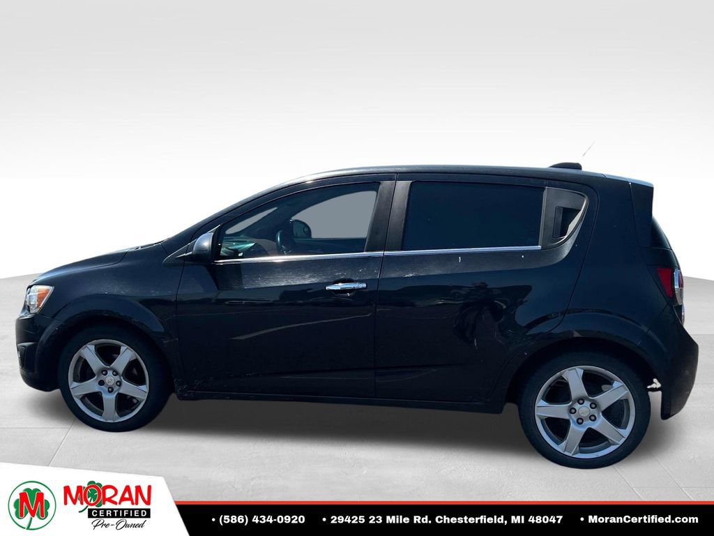 Used 2015 Chevrolet Sonic LTZ FWD image 2