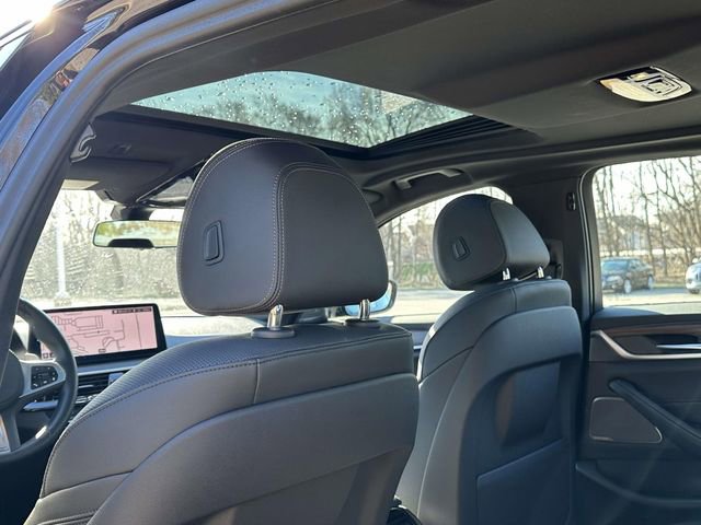 Certified 2023 BMW 530e xDrive w/ Premium Package image 23