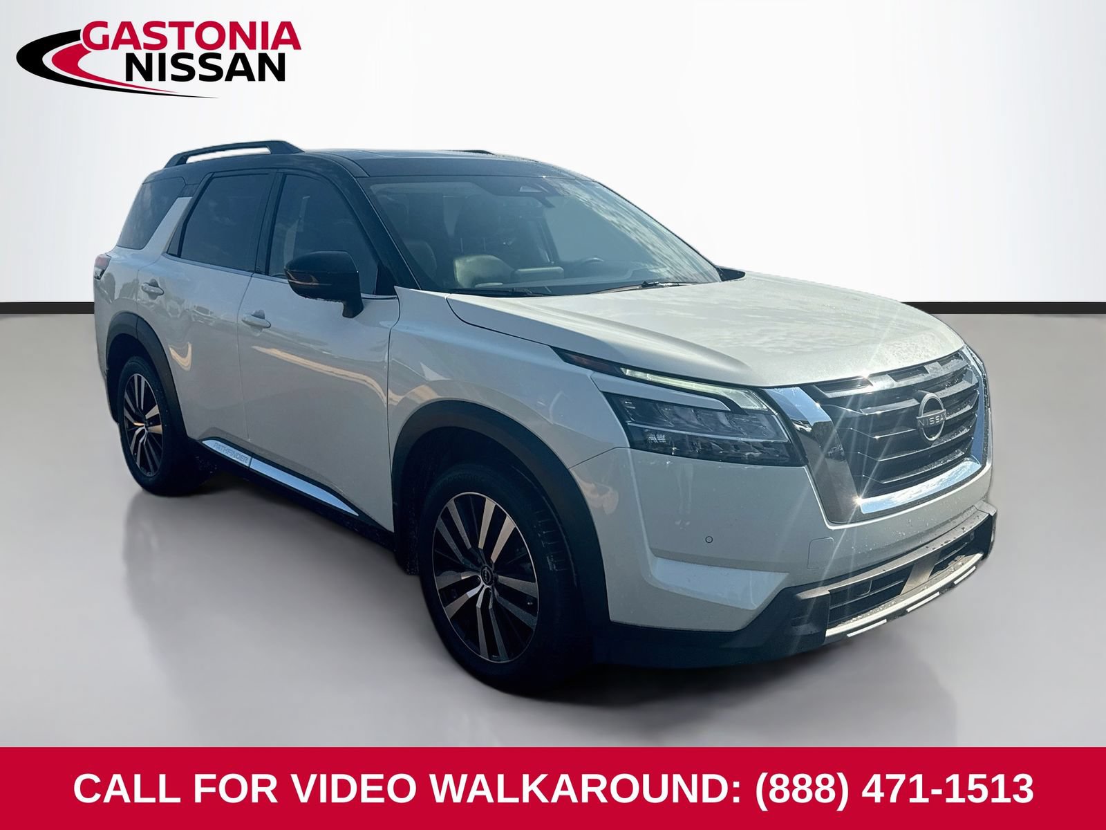 Used 2024 Nissan Pathfinder Platinum