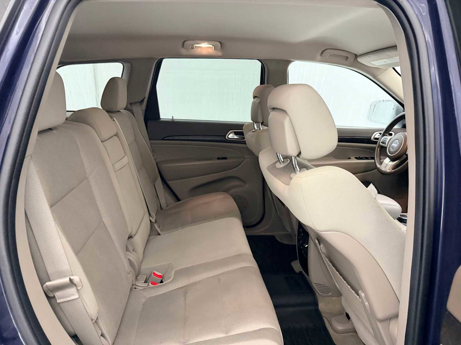 Used 2012 Jeep Grand Cherokee Laredo w/ All Weather Capability Group image 20