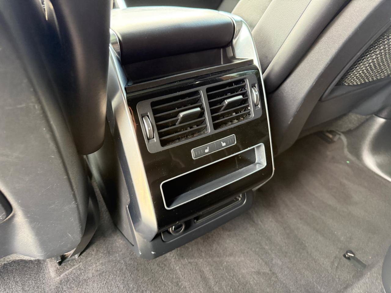 Used 2017 Land Rover Range Rover Sport Supercharged AWD/4WD image 24
