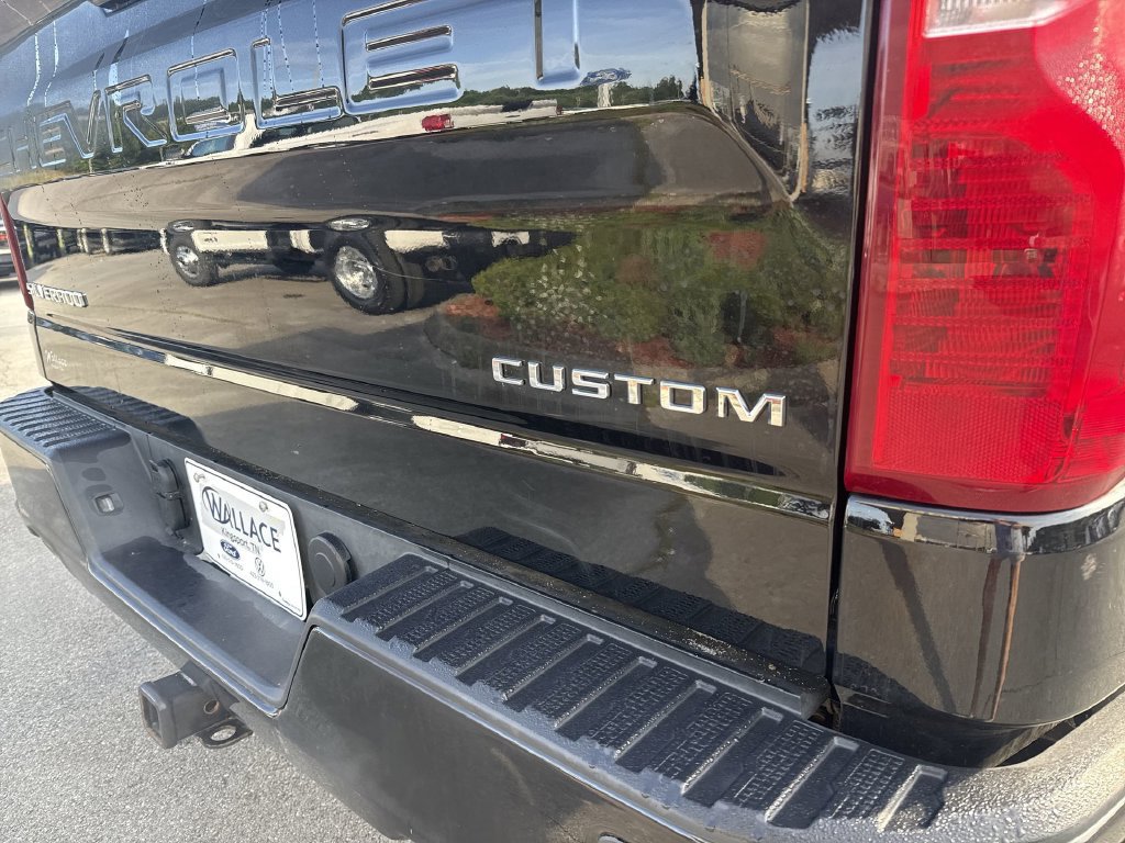Used 2024 Chevrolet Silverado 1500 Custom Trail Boss AWD/4WD image 6
