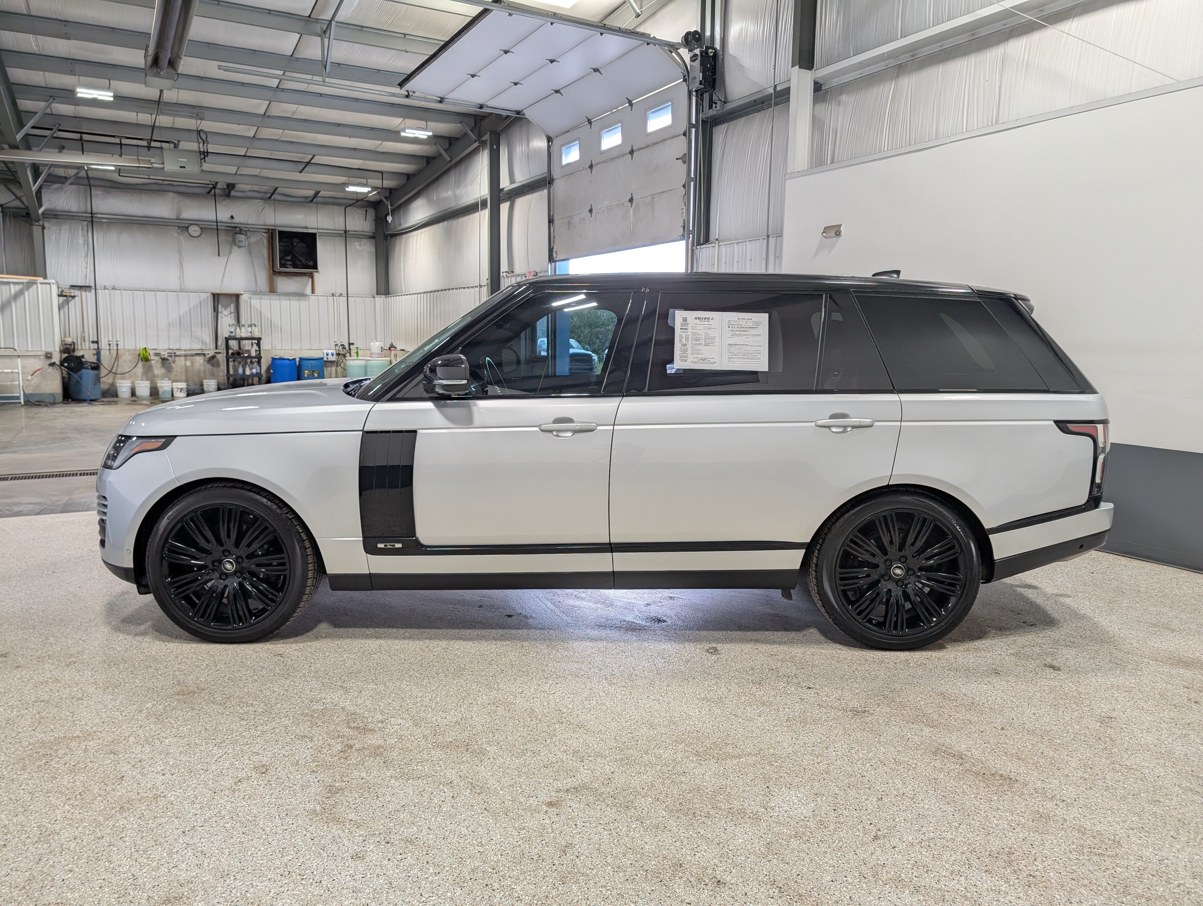 Used 2019 Land Rover Range Rover Long Wheelbase Supercharged AWD/4WD image 5