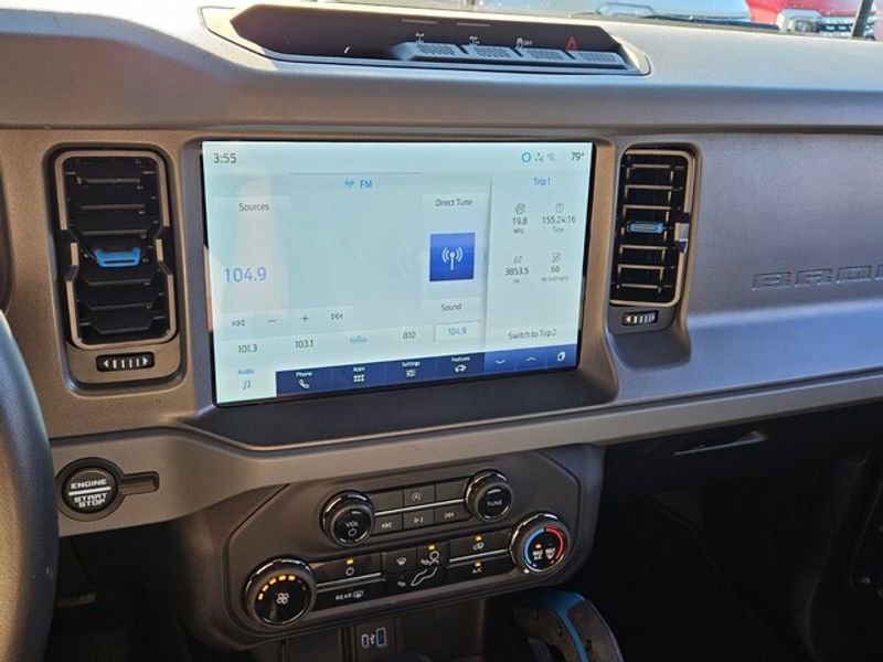 Used 2024 Ford Bronco Black Diamond image 21