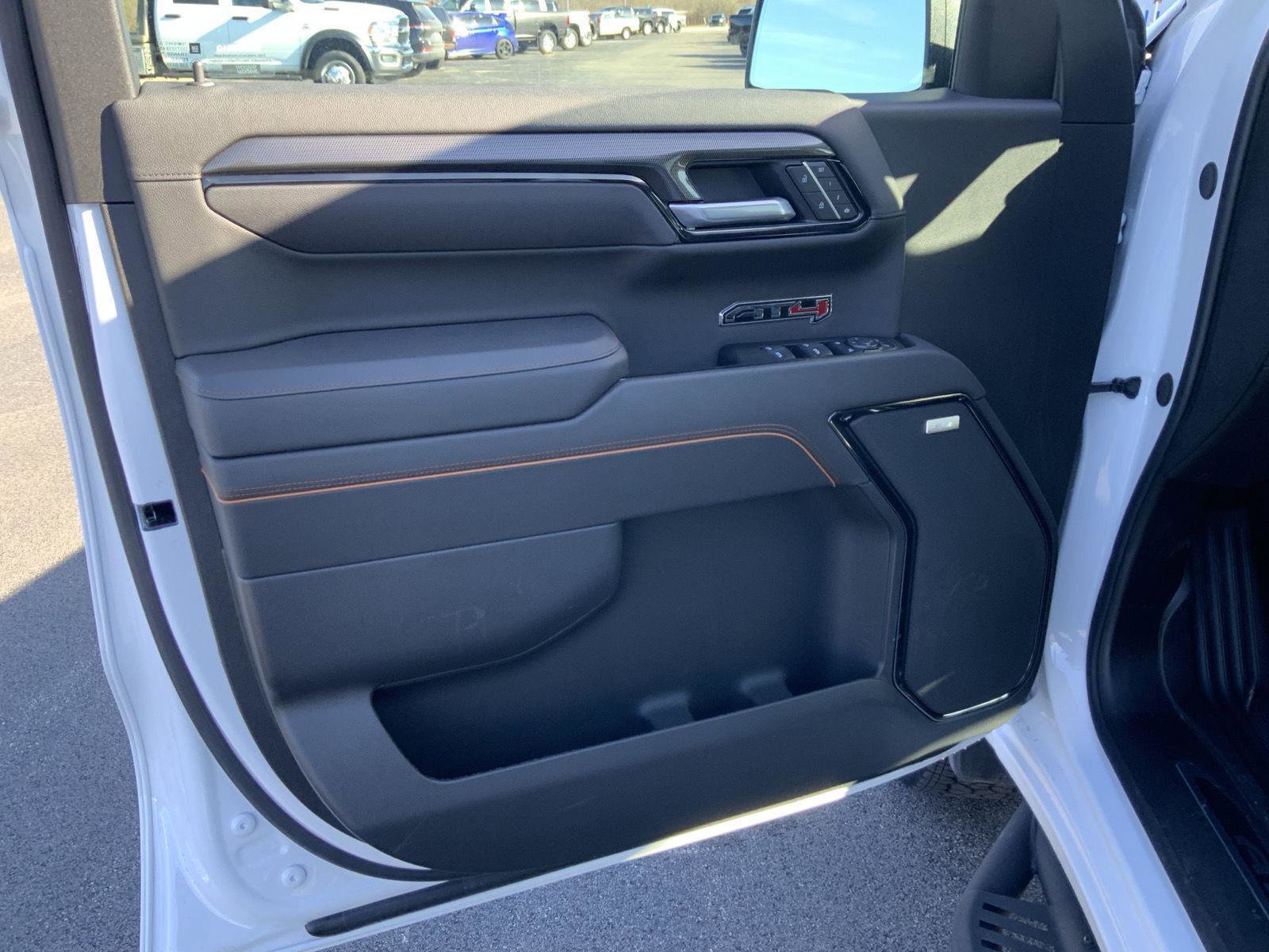 Used 2026 GMC Sierra 1500 AT4 w/ AT4 Premium Package AWD/4WD image 29