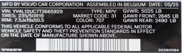 Certified 2026 Volvo XC40 B5 Plus w/ Protection Package Premier image 24