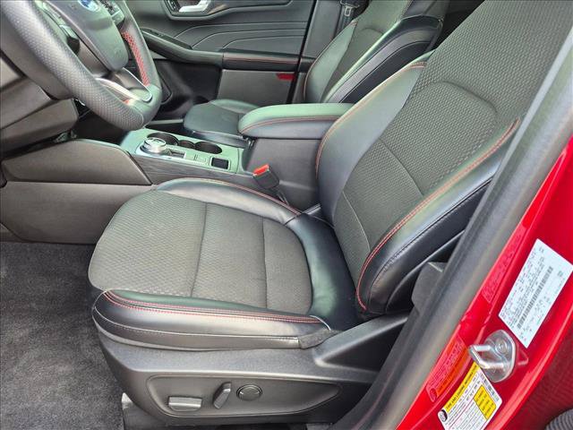 Used 2023 Ford Escape ST-Line Select w/ Tech Pack #2 AWD/4WD image 16
