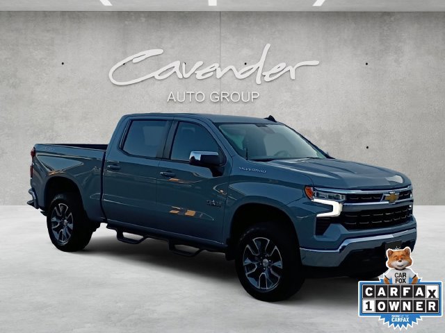 Used 2024 Chevrolet Silverado 1500 LT AWD/4WD image 2