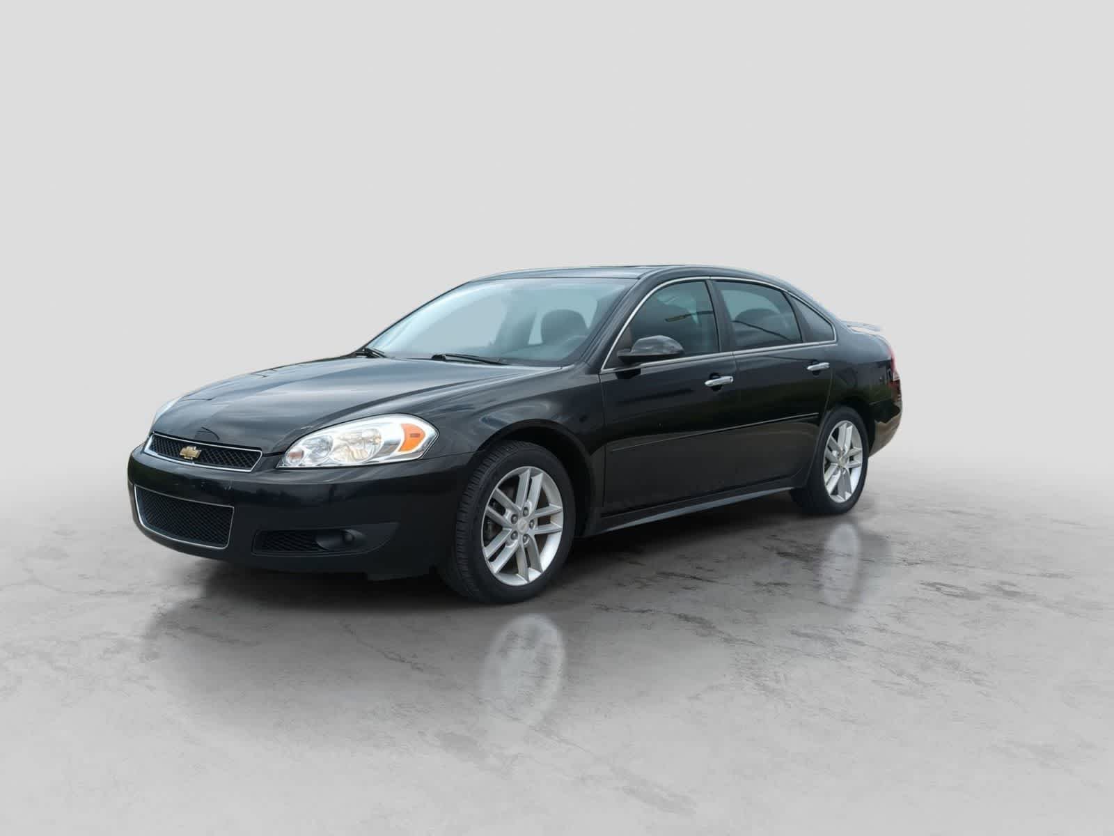 Used 2012 Chevrolet Impala LTZ FWD image 4