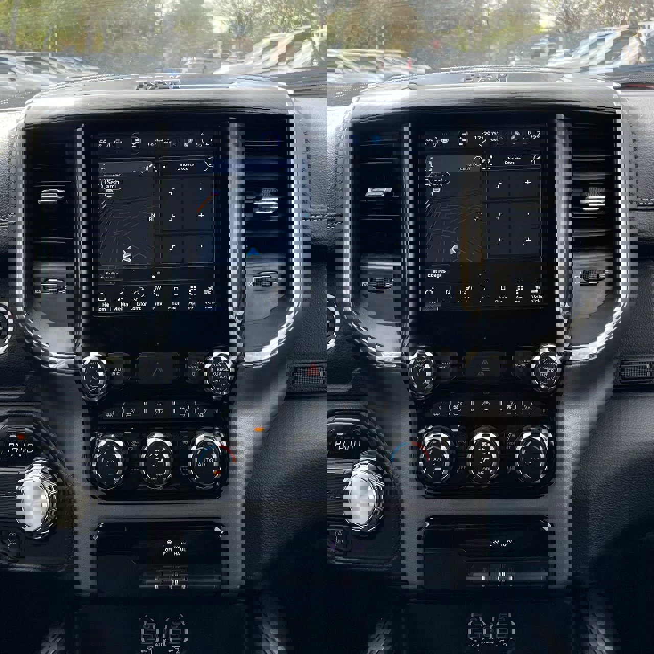 Used 2024 RAM 1500 Laramie image 17