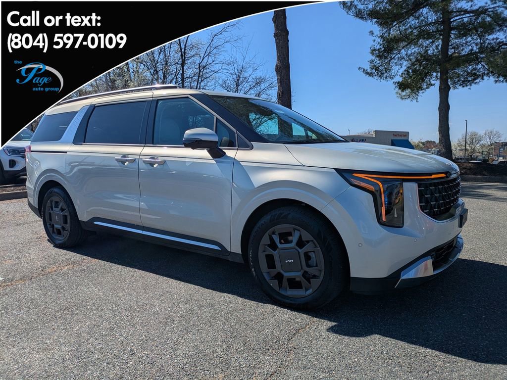 Used 2025 Kia Carnival SX