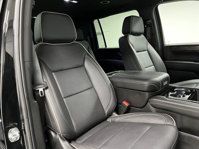 Used 2025 GMC Yukon XL Elevation w/ LPO, Get Active Package AWD/4WD image 57