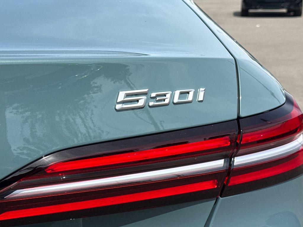 New 2026 BMW 530i w/ Premium Package RWD image 9