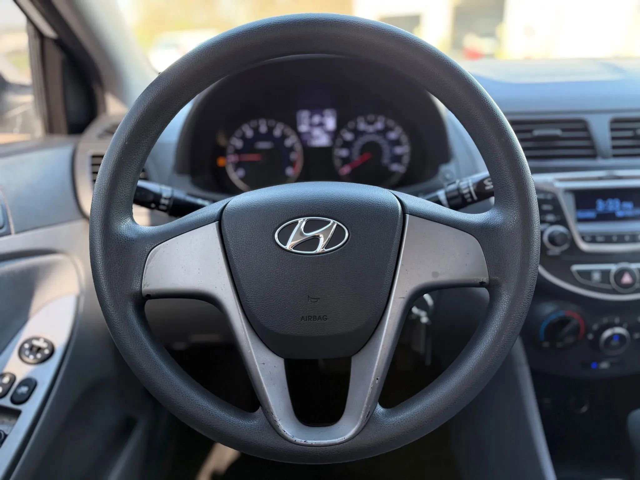 Used 2015 Hyundai Accent GLS image 24