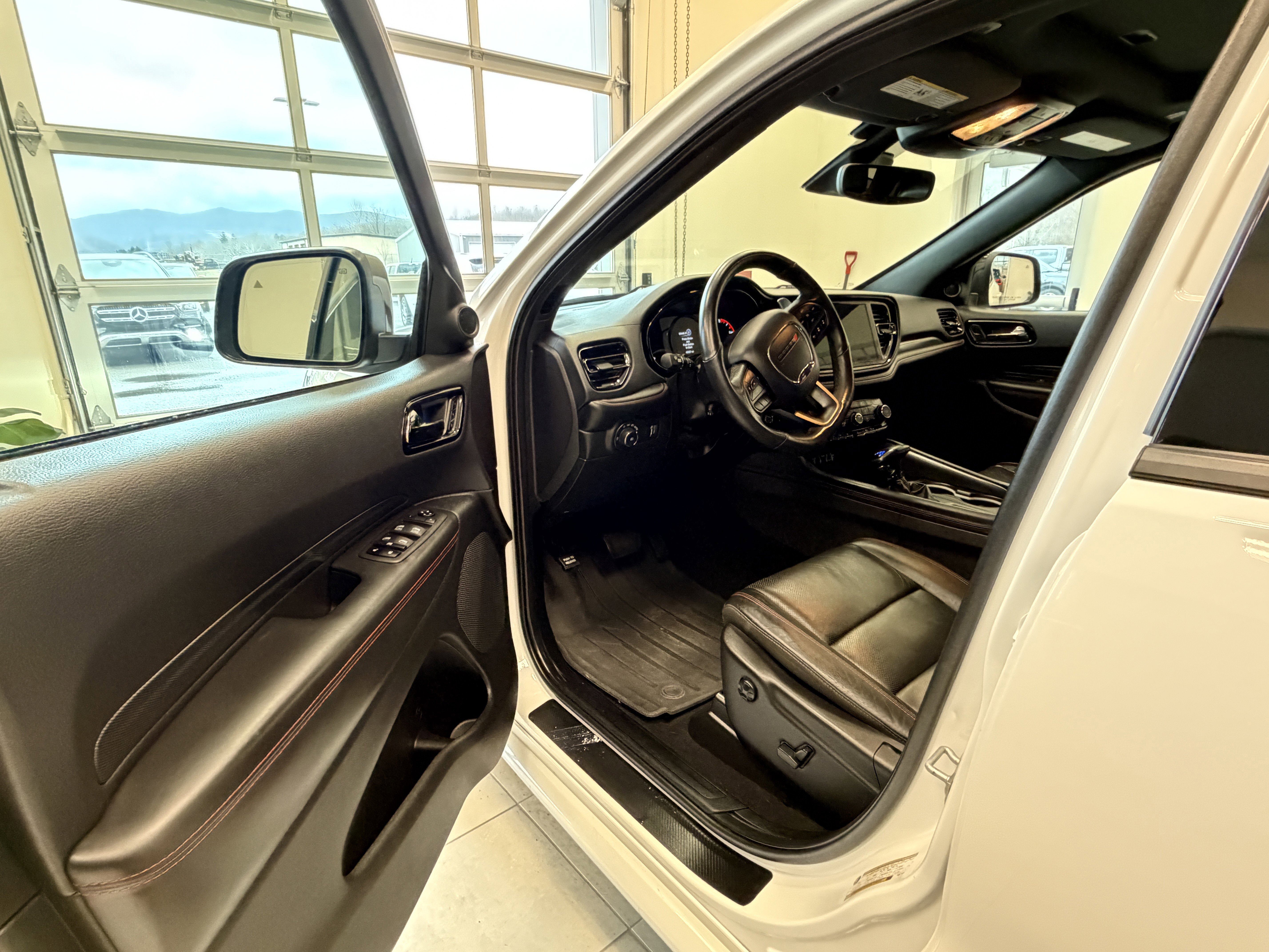Used 2023 Dodge Durango GT image 6