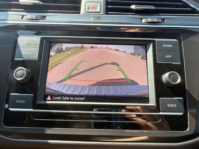 Used 2022 Volkswagen Tiguan S FWD image 31