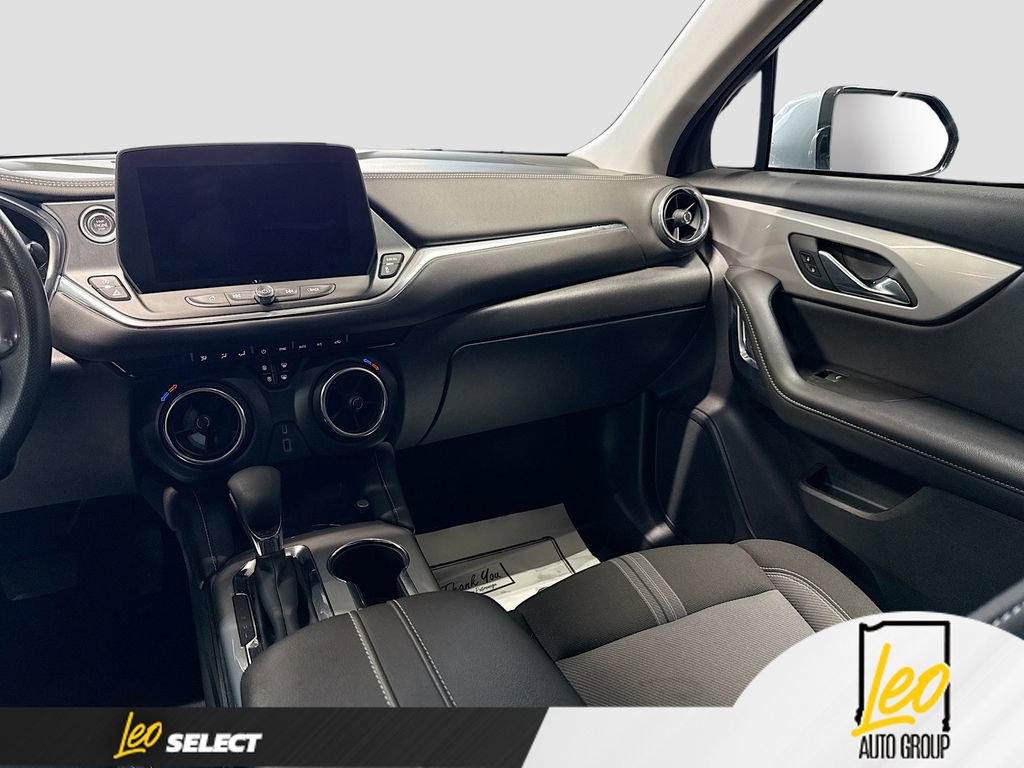 Used 2023 Chevrolet Blazer LT w/ Driver Confidence Package image 22