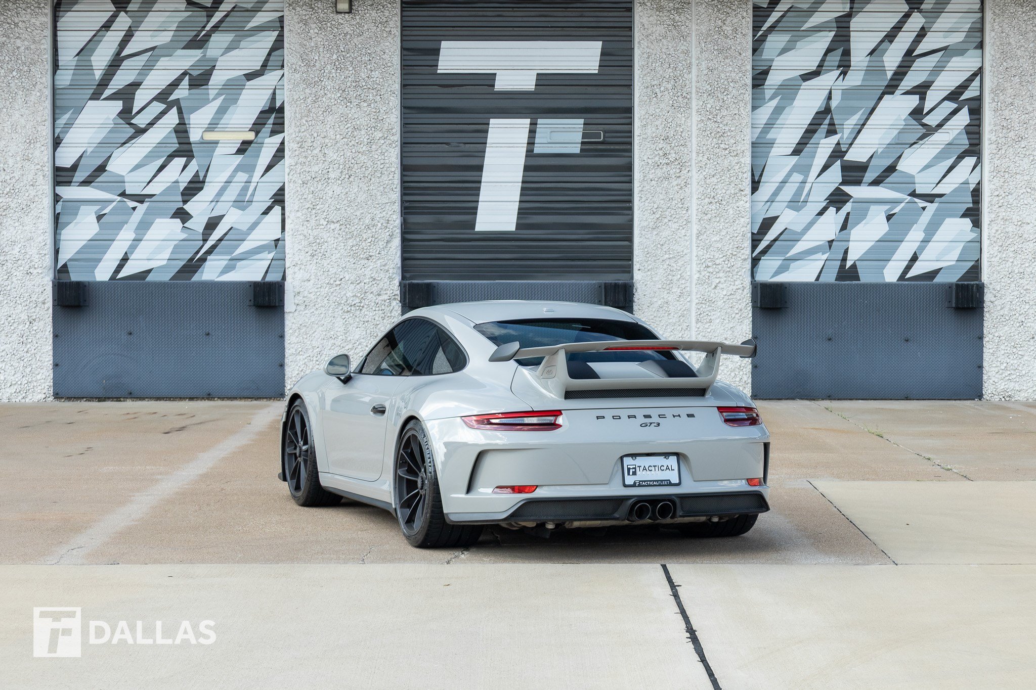 Used 2018 Porsche 911 GT3 RWD image 11