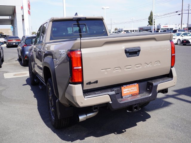 New 2026 Toyota Tacoma TRD Off-Road w/ TRD Off Road Premium Package AWD/4WD image 10