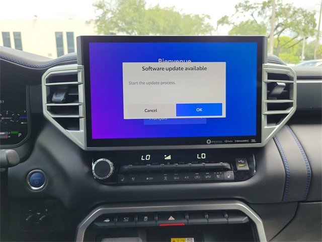 Used 2022 Toyota Tundra Platinum image 18