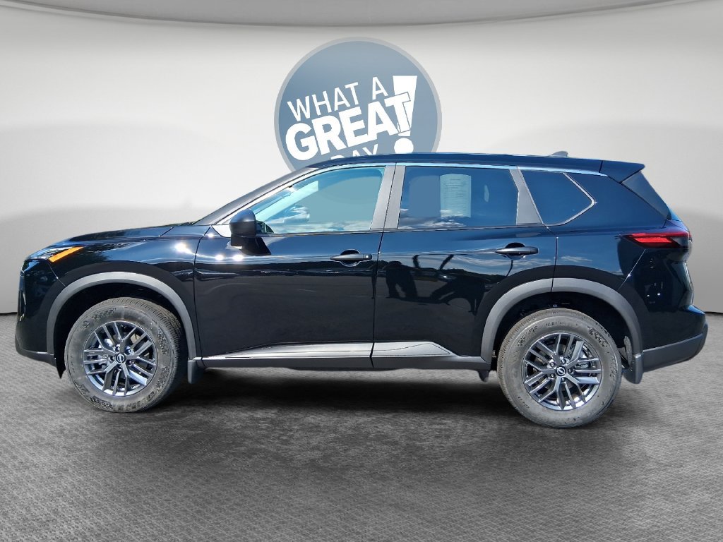 Used 2026 Nissan Rogue S FWD image 7