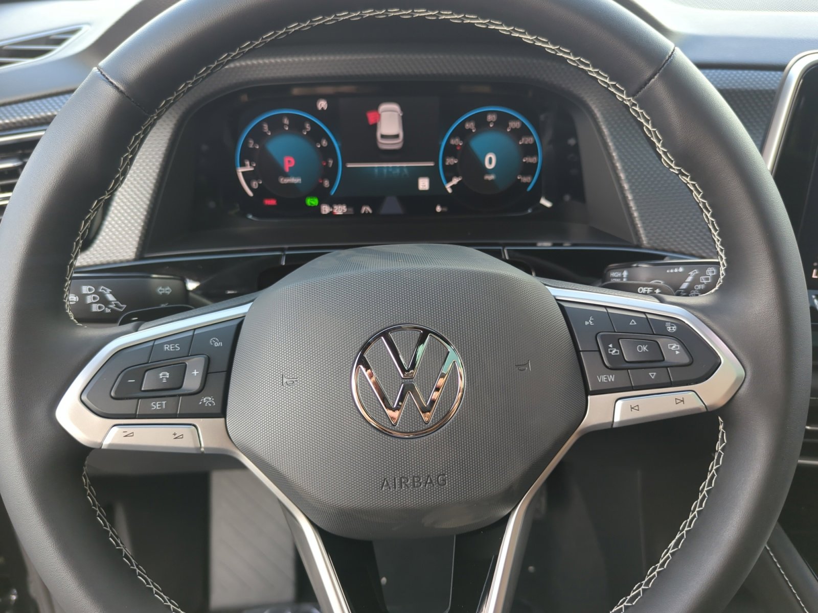 New 2026 Volkswagen Atlas Cross Sport SEL image 9