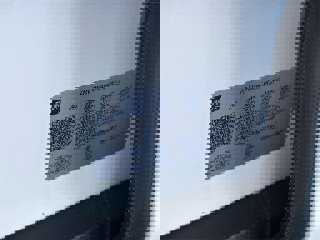 Used 2023 Chevrolet Suburban Premier image 10