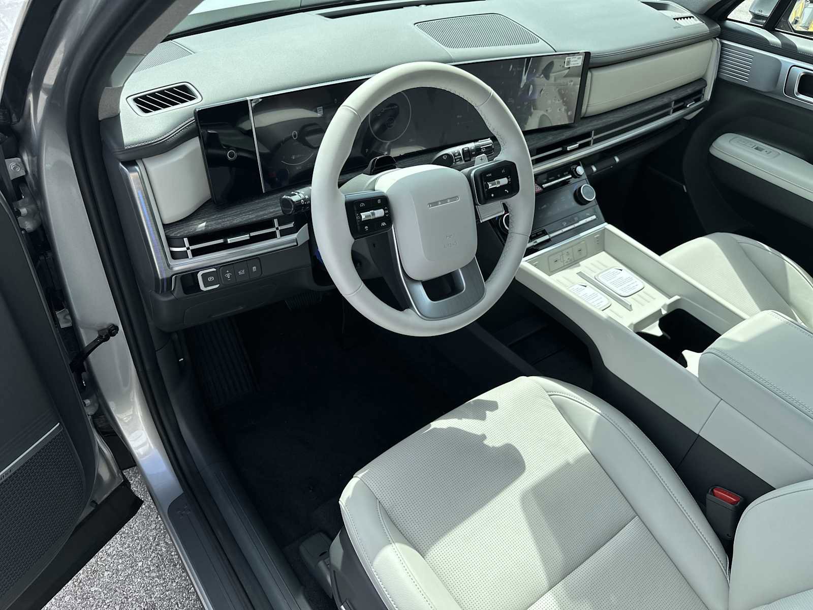 New 2026 Hyundai Santa Fe Limited FWD image 8