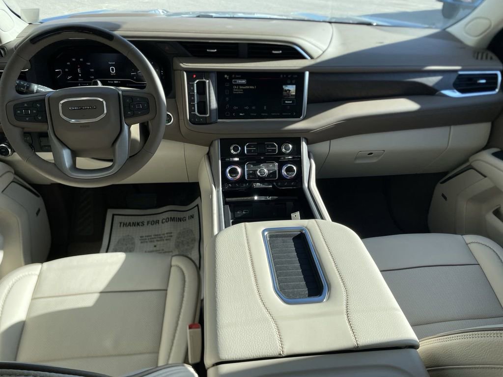 New 2024 GMC Yukon Denali w/ Denali Reserve Package image 25