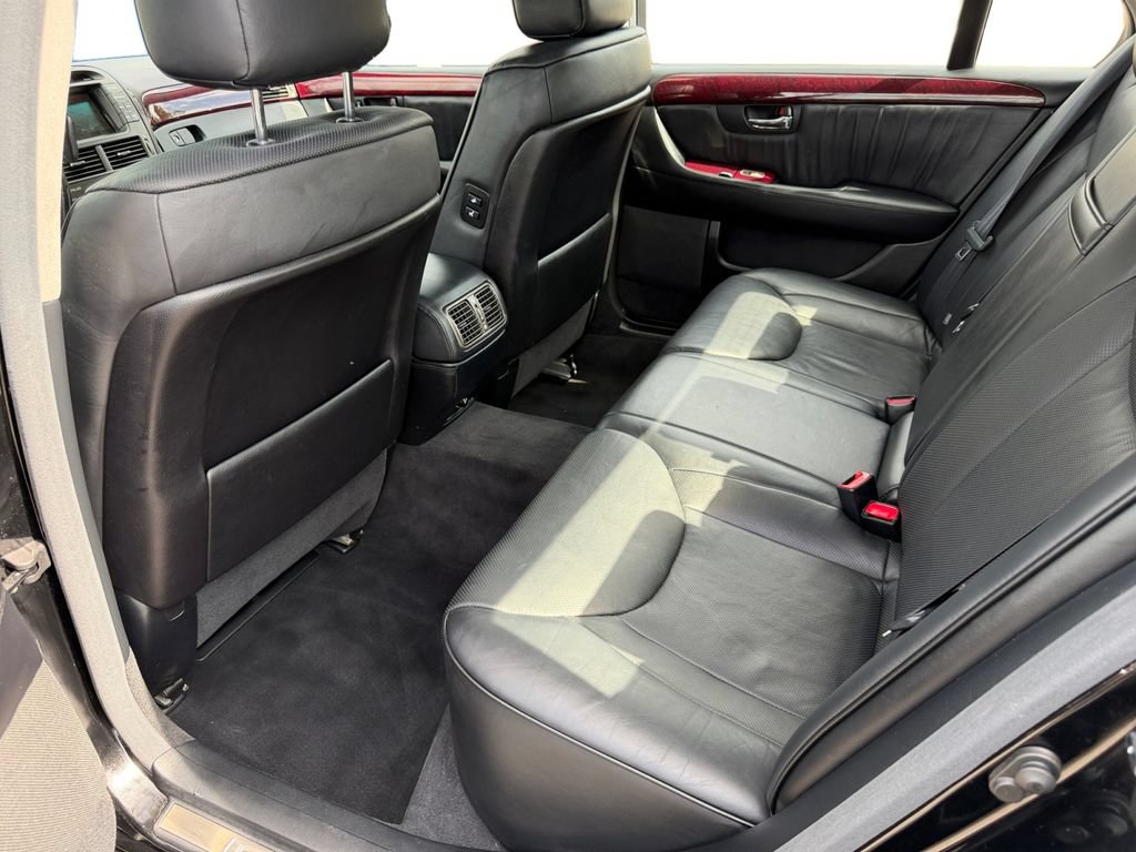 Used 2002 Lexus LS 430 w/ Custom Luxury Pkg RWD image 11