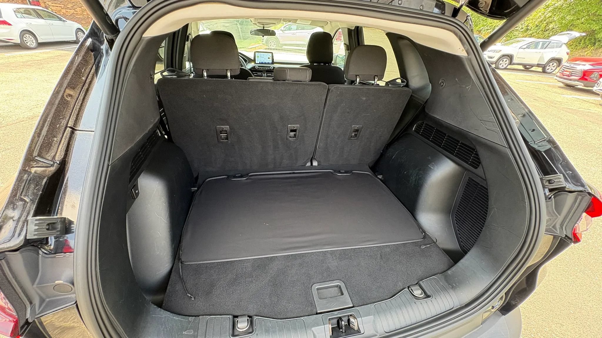 Used 2023 Ford Escape Active AWD/4WD image 34