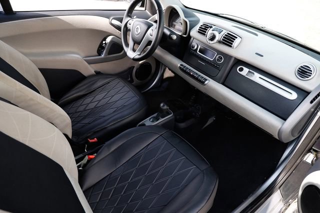 Used 2013 smart fortwo passion w/ Cruise Control Pkg image 13