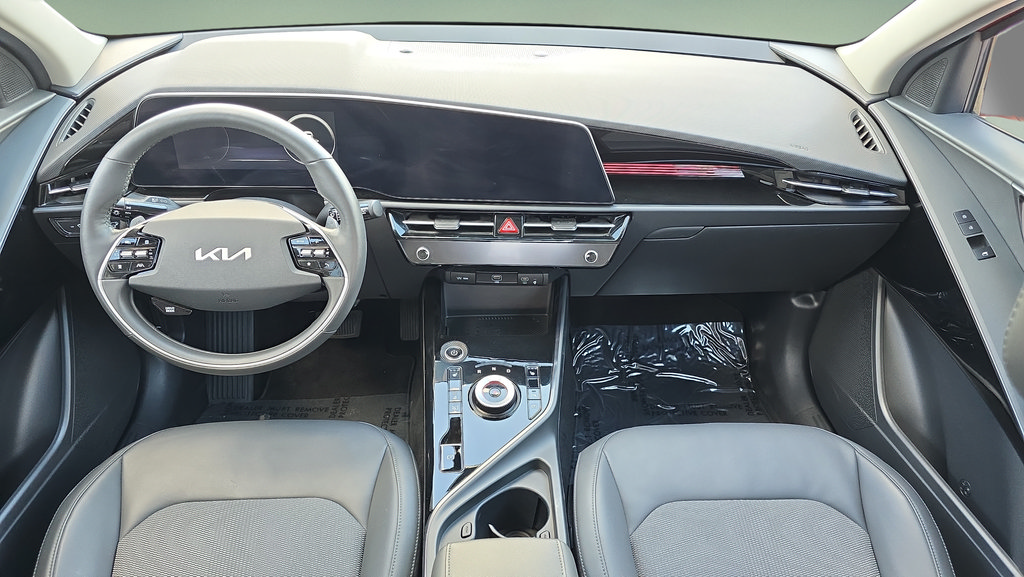 Used 2023 Kia Niro Wind w/ Wind Preserve Package FWD image 11
