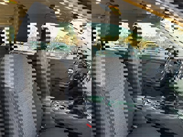 Used 2023 Nissan Rogue SV image 18