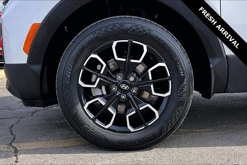 Used 2024 Hyundai Santa Cruz SE image 32