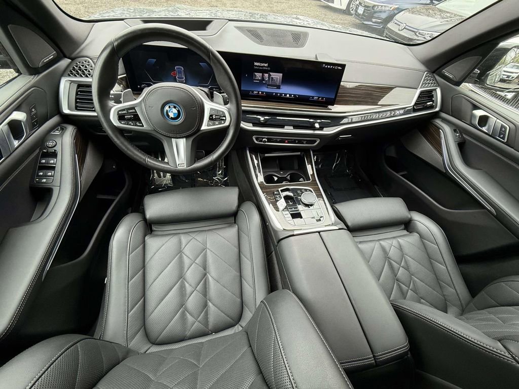 Used 2024 BMW X5 xDrive50e w/ M Sport Package image 14