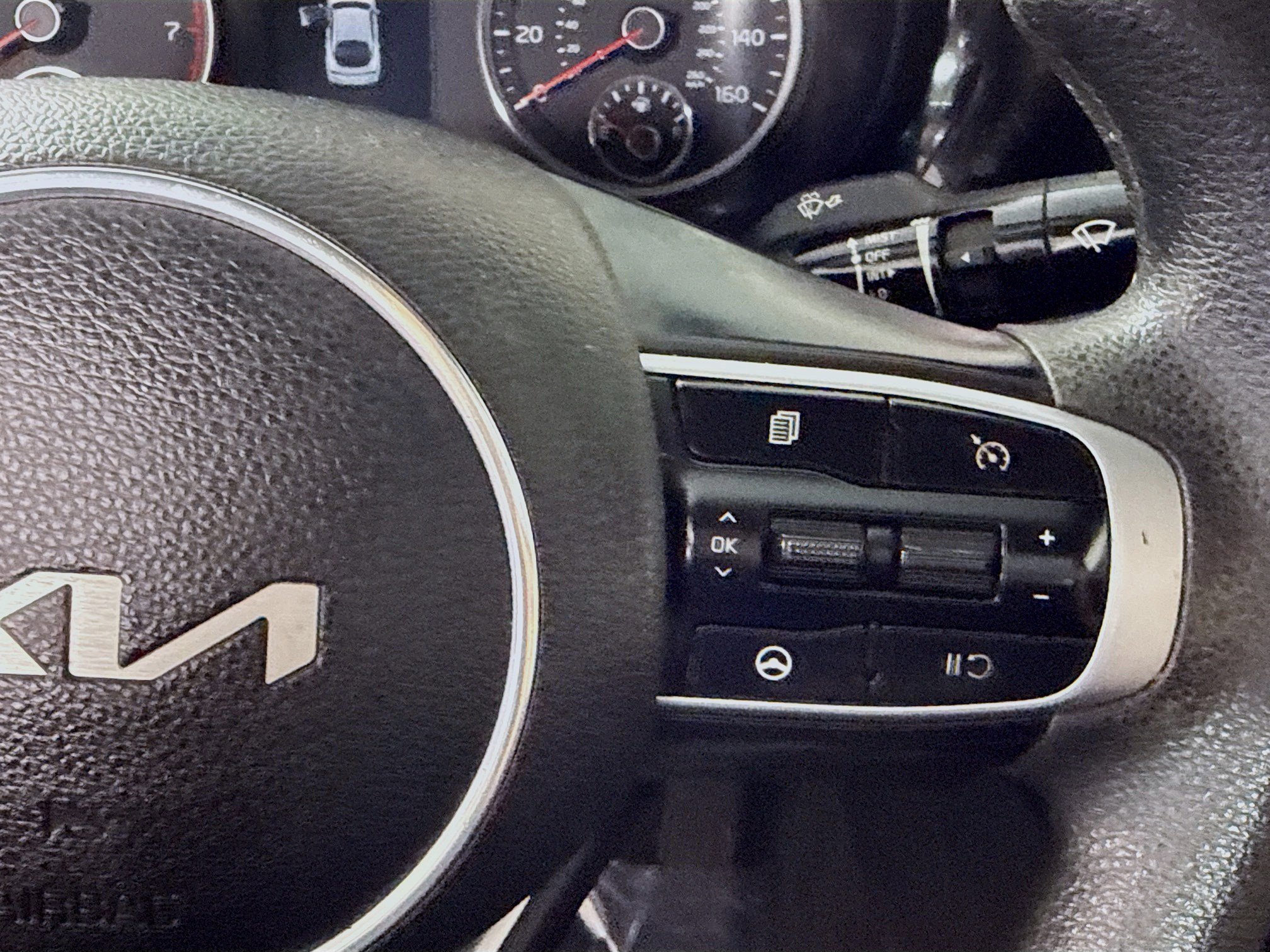 Used 2022 Kia K5 LX image 15